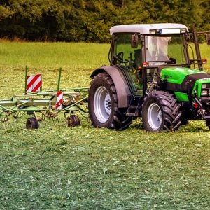 ag equipment tractor sales trends